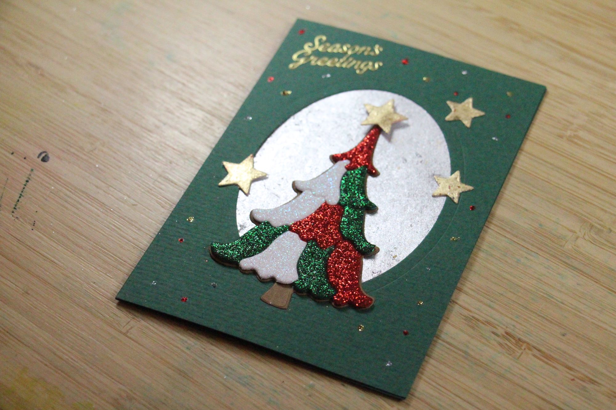 Creating Cards Using Glitter Cardstock 