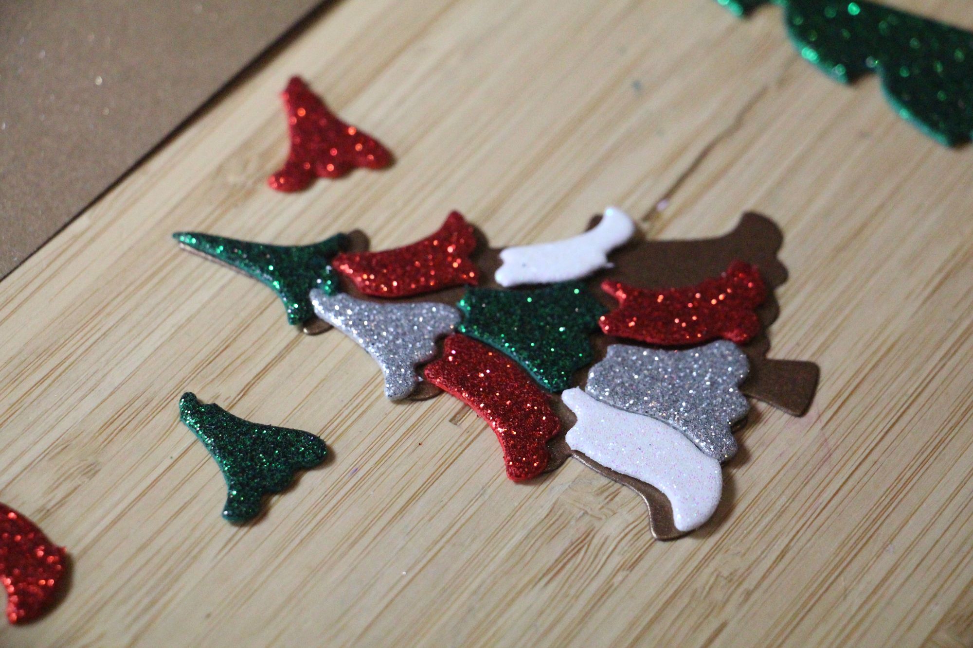 Christmas Tree Making At Home With Glitter Foam, Christmas Tree Decoration  Ideas